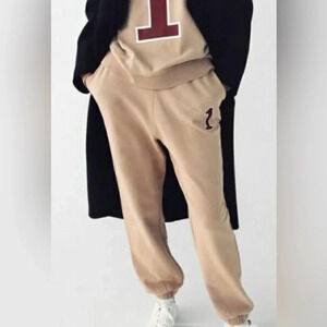 Zara Women’s Tan Casual Joggers with Pockets Size Small